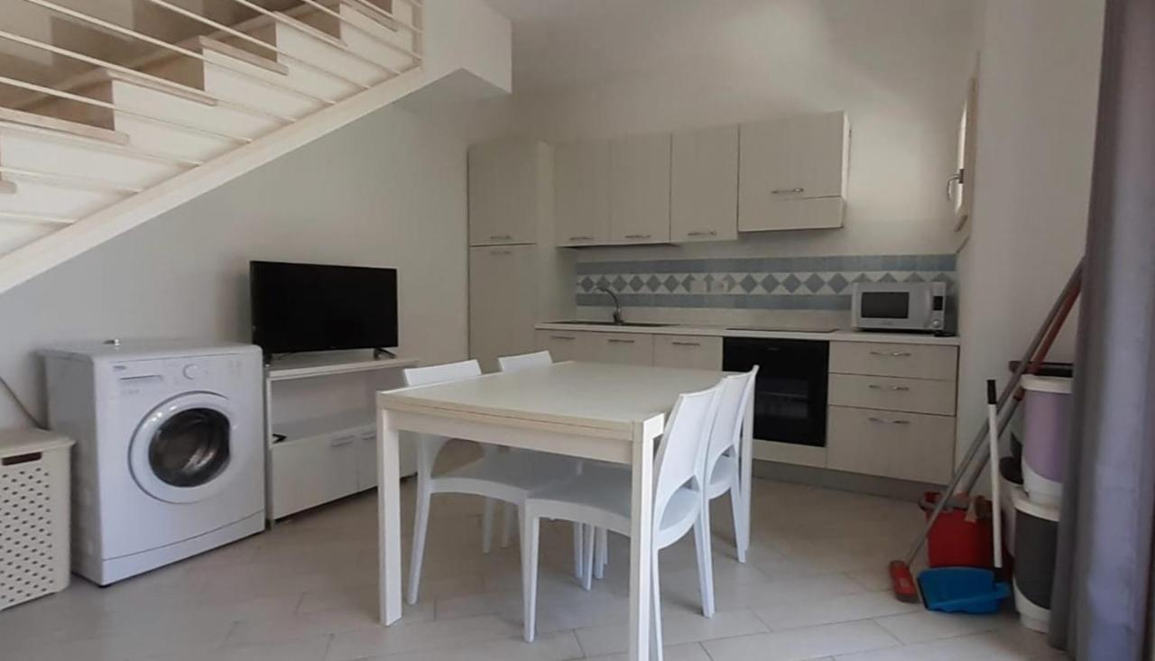 Villetta Federico Climatizzata Con Giardino Privato Viddalba 外观 照片